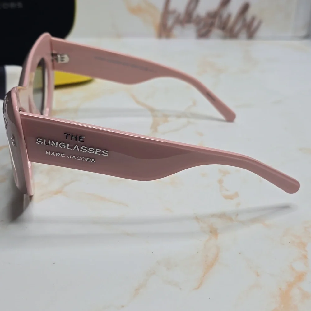 Marc Jacobs Crystal Pink Sunglasses Oversized Cat Eye MARC 798/S 3DV IR